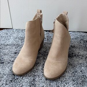 Toms Goldie Suede Wedge Boot